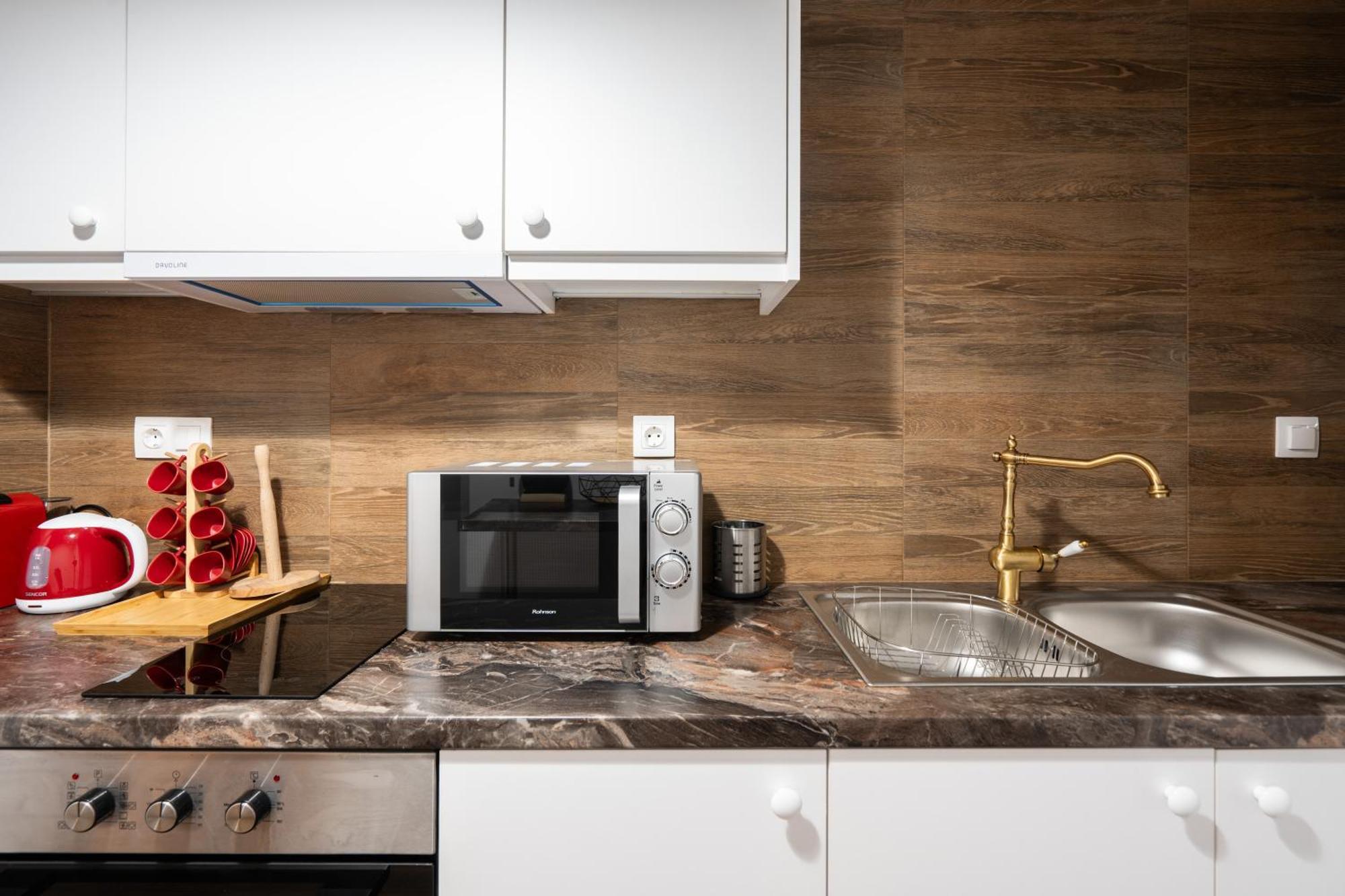 Elegant & Fresh In Hip Pagrati, Appartement *